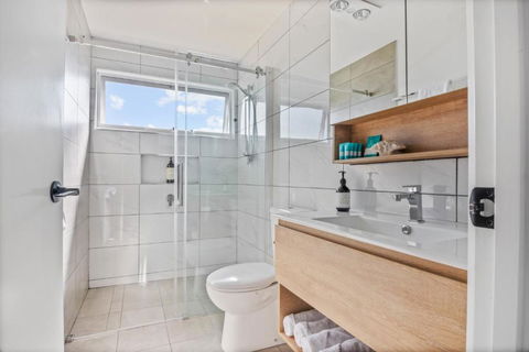 SALTAIR Beach House Right In Town - Tourism Adelaide 3
