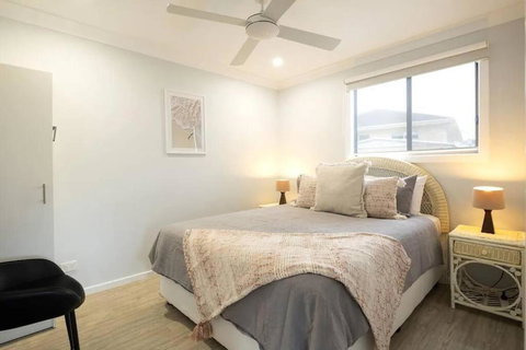 Salty Vibes - Tourism Adelaide 0