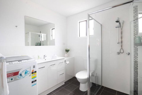 Salty Vibes - Tourism Adelaide 2