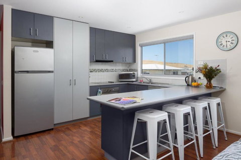 San Remo Views - Tourism Adelaide 1