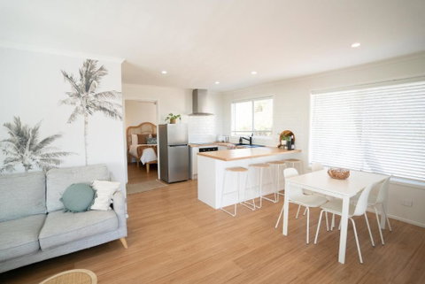 Sanbis Cabin - Hidden Boutique Retreat, Sea Views - Tourism Adelaide 2