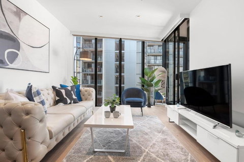 Rooftop Pool Stunning Apt At Marvel Stadium With Free Parking - Tourism Adelaide 1