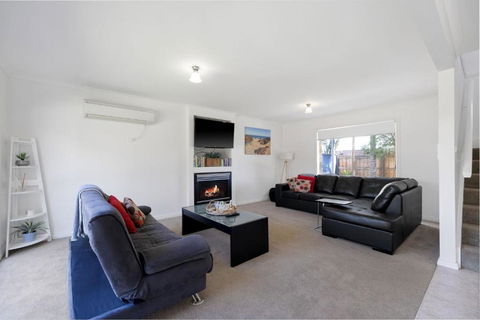 Sandy Beach House Cowes - Tourism Adelaide 2