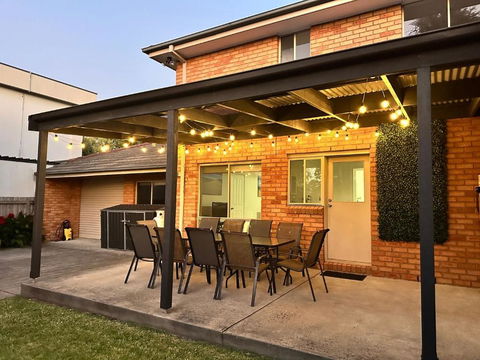 Sandy Beach House Cowes - Tourism Adelaide 0
