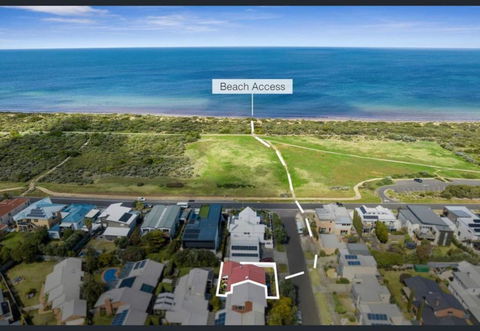 Sandy Bliss Walk To The Beach - Tourism Adelaide 1