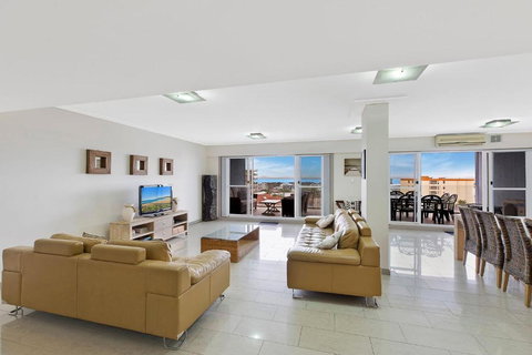 Sandy Cove Apartment The Entrance 48a - Tourism Adelaide 1