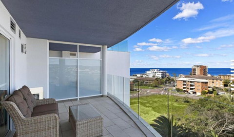 Sandy Cove Apartment The Entrance 48b - Tourism Adelaide 0