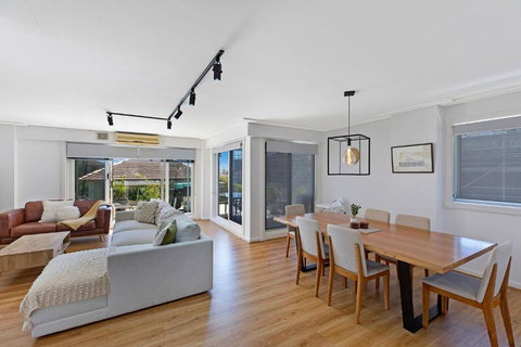 Sandy Cove Apartment The Entrance 8 - Tourism Adelaide 0