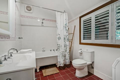 Swainson On Gordon - Tourism Adelaide 2