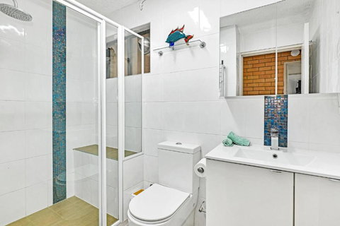 Tee Jays - Tourism Adelaide 3