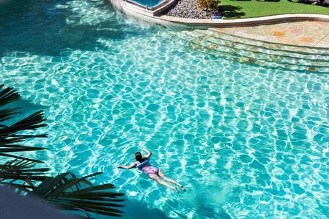 Temple 304 Modern Spacious Palm Cove Resort - Tourism Adelaide 3