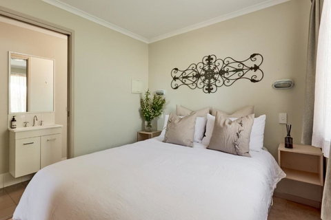 Tenterfield Lodge Caravan Park - Tourism Adelaide 2