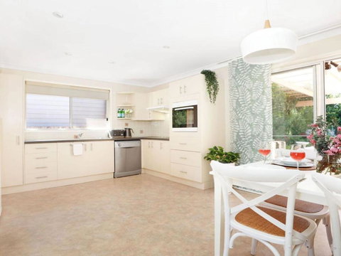 That Pink House - Tourism Adelaide 3