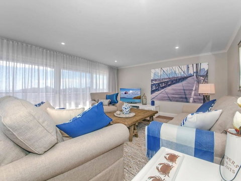 The Anchorage Unit 12 9 Laman Street - Tourism Adelaide 2