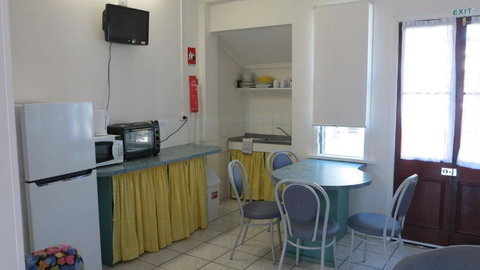 The Captains Manor On Cook 9 - Tourism Adelaide 3