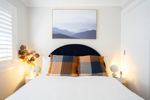 The Clinton - Tourism Adelaide 2