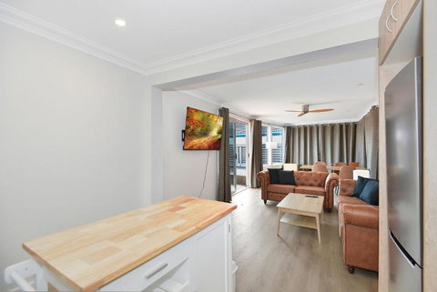 The Entrance Hideaway - Tourism Adelaide 3