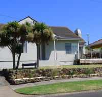 BEACHPOINT COTTAGE - Tourism Adelaide