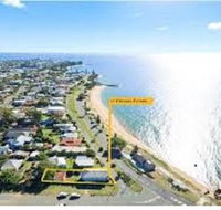 Beachside Queenslander - Tourism Adelaide