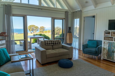 Bear Gully Coastal Cottages - Tourism Adelaide 3