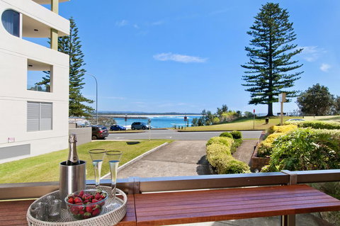 Beauty At The Beach - Modern Beachfront Apartment - Tourism Adelaide 0