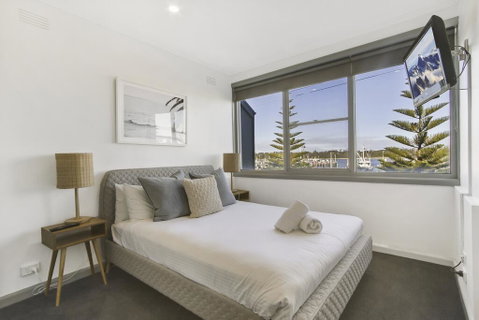 Bellevue On The Lakes - Tourism Adelaide 3