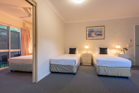 Benson Court Motel - Tourism Adelaide 2