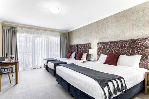 Berry Village Boutique Motel - Tourism Adelaide 1