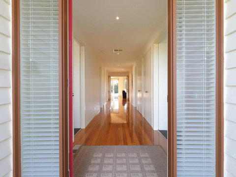 Between The Seas - Pet Friendly! - Tourism Adelaide 3