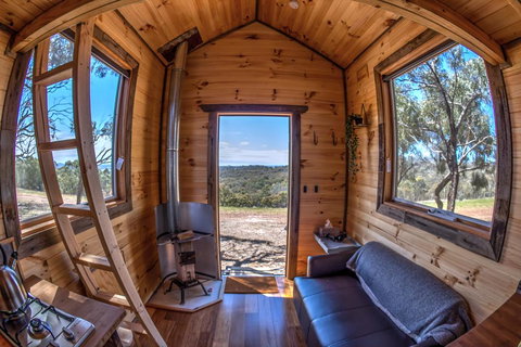 Big Tiny Seven Hills Tiny House, Tallarook - Tourism Adelaide 2