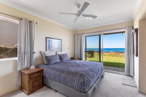 Birubi Lane 4 - Anna Bay - Tourism Adelaide 2