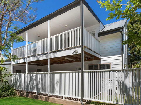 Blake Loft On Manning - 500 Metres To Two Beaches - Tourism Adelaide 0