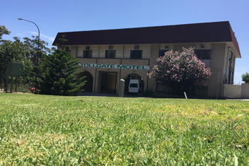 Tollgate Motel with Tourism Adelaide