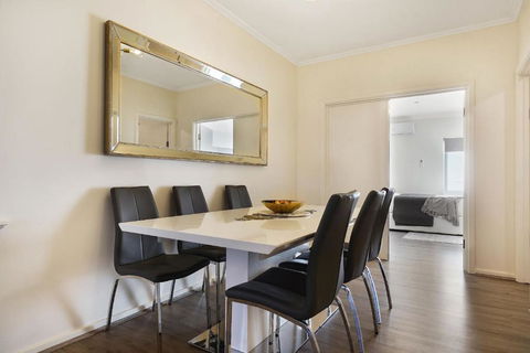 West Beach House 4U - Tourism Adelaide 1