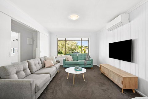 The Absolute Beach Escape For 21 - Tourism Adelaide 3