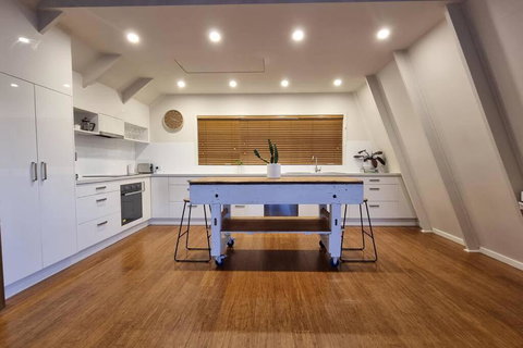 Zenith Lodge - Tourism Adelaide 3
