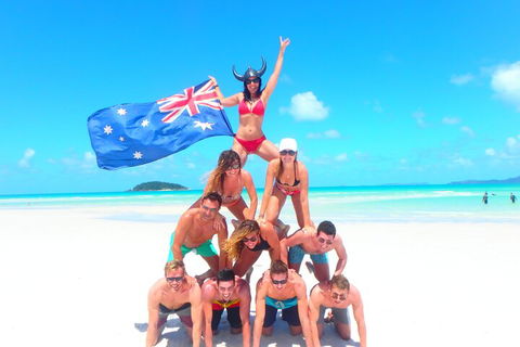 Sail, Snorkel, SUP & Kayak Charter Whitsundays - Tourism Adelaide 3