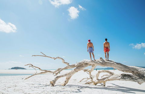 Whitehaven Beach And Hill Inlet Chill And Grill - Tourism Adelaide 5