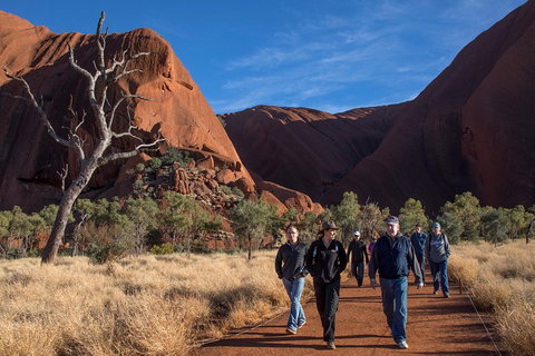 Highlights Of Uluru Including Sunrise And Breakfast - Tourism Adelaide 3