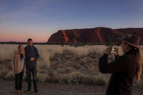 Highlights Of Uluru Including Sunrise And Breakfast - Tourism Adelaide 4