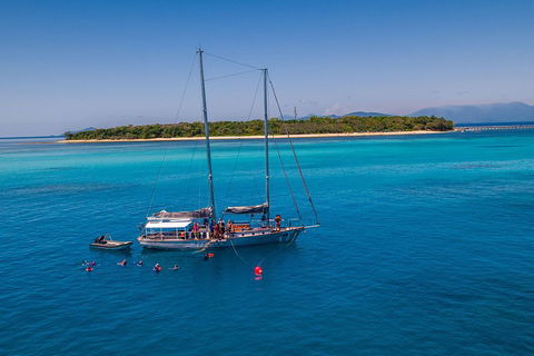 Ocean Free Green Island & Great Barrier Reef Snorkel Cruise, Cairns 25 Guests - Tourism Adelaide 0