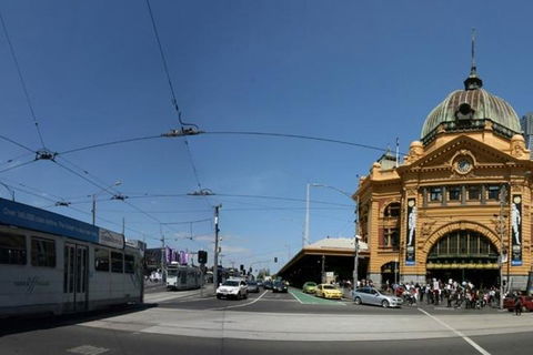 Central Melbourne Walking Tour - Tourism Adelaide 2