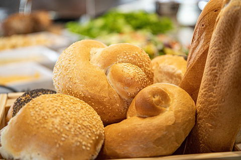 Dinner Buffet Cruise On The Gold Coast - Tourism Adelaide 3