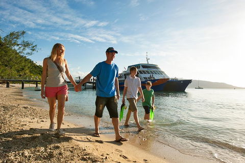 Fitzroy Island Catamaran Transfers From Cairns - Tourism Adelaide 3