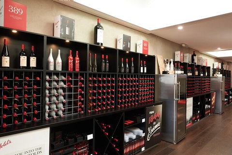 Penfolds Barossa Valley: Make Your Own Wine - Tourism Adelaide 2