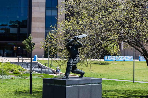 Historic Adelaide & Architecture 90- Minute Pedicab Experience - Tourism Adelaide 0