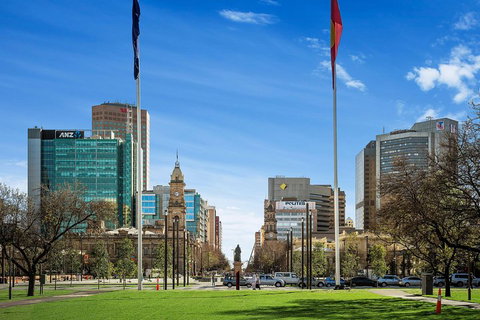 Adelaide Highlights, Hahndorf & McLaren Vale Wine Tasting And Sightseeing Tour - Tourism Adelaide 1