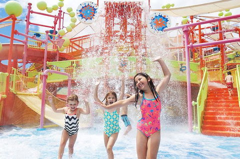 Theme Park Transfer From Brisbane - Tourism Adelaide 3