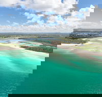 Deluxe Seaplane Tour Noosa to Glasshouse Adventure for 2 with Photobook - Tourism Adelaide